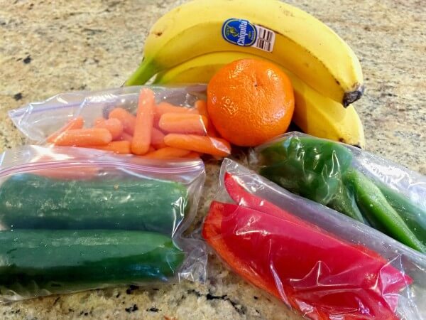 From fresh fruit to whole grain cereal, keep your family full and satisfied with a balance of sweet and savory healthy snacks for a road trip.