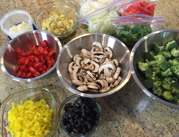 A Guide to Making Homemade Pizza @katieserbinski