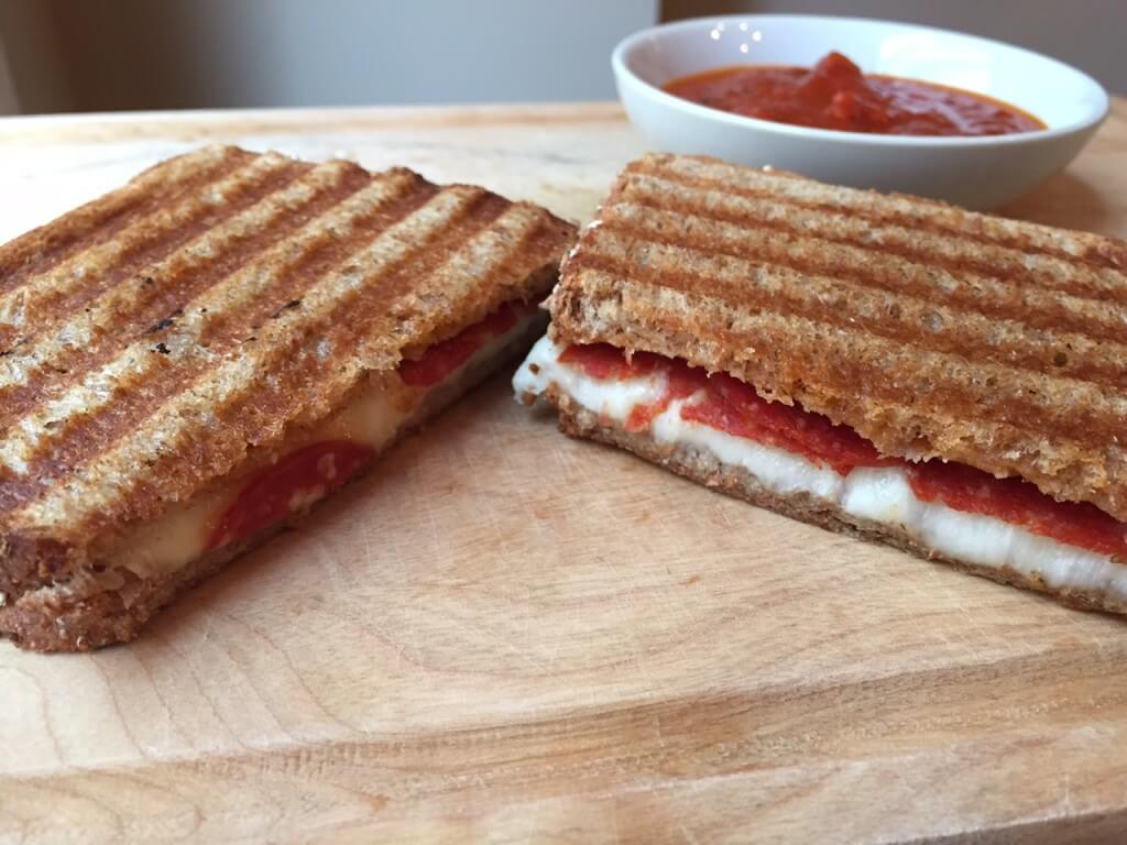 IMG_3426 - Mom to Mom Nutrition Pizza Grilled Cheese @katieserbinski