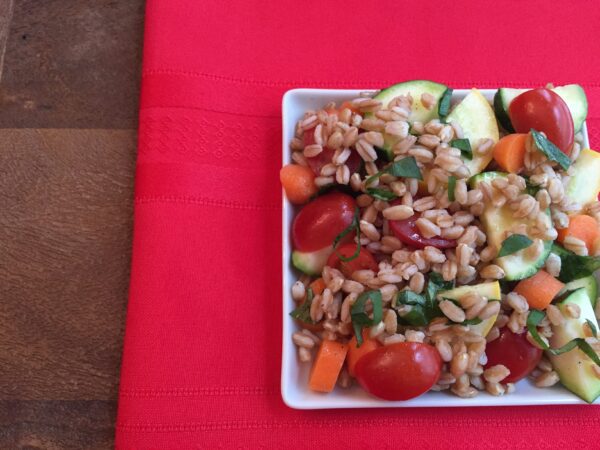 IMG_2762 - Mom to Mom Nutrition Farro Vegetable Salad makes a flavorful and healthy side dish packed with vegetables and a fresh lemon basil dressing. Plus it's gluten free!