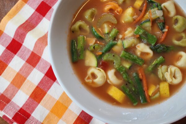 IMG_0721 - Mom to Mom Nutrition No-recipe meals require minimal time to prep and make and use standard pantry ingredients to make any weeknight in a flash.