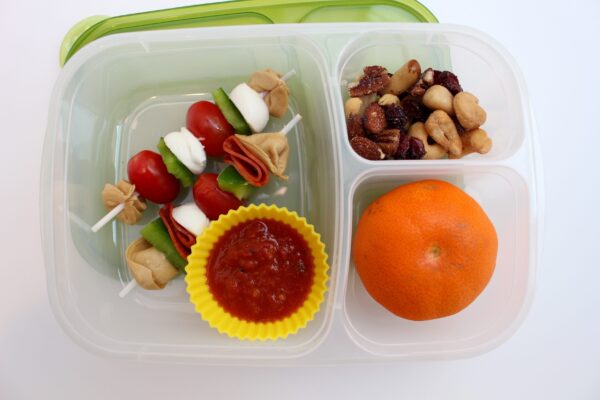 While sandwiches are the easiest lunch option, if your child won't eat them, you need options. Here are 4 healthy non-sandwich school lunch ideas! 