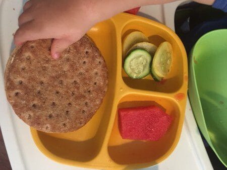 IMG_4110 - Mom to Mom Nutrition Don’t stress over packing your kids a gourmet school lunch everyday. With simple foods you can ensure they are getting the nutrition they need throughout the school day.