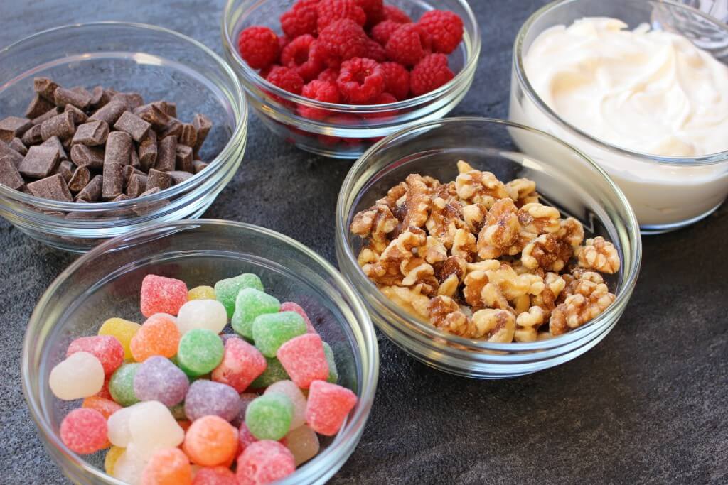 IMG_2240 - Mom to Mom Nutrition A build your own yogurt parfait bar is the perfect dessert for any holiday celebration or special event you might be hosting. Yogurt is layered between sweet indulgences and healthy treats and the best part is every guest can make their own!