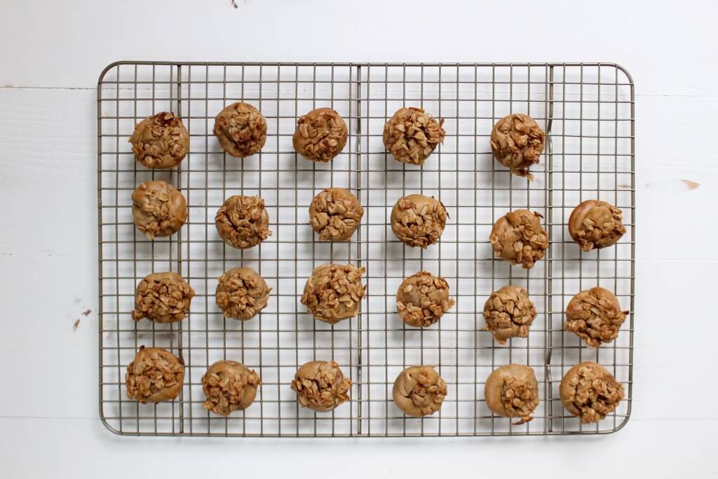 Crunchy Peanut Butter Muffins are filled with smooth peanut butter and topped with a streusel-like oatmeal topping that gives the muffins a little crunch! Perfect for a breakfast on-the-go or after-school snack!