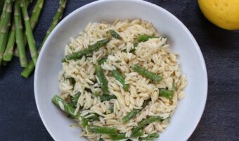 The freshness of lemon and in-season asparagus make this lemon orzo with asparagus the perfect side dish for spring or summer!