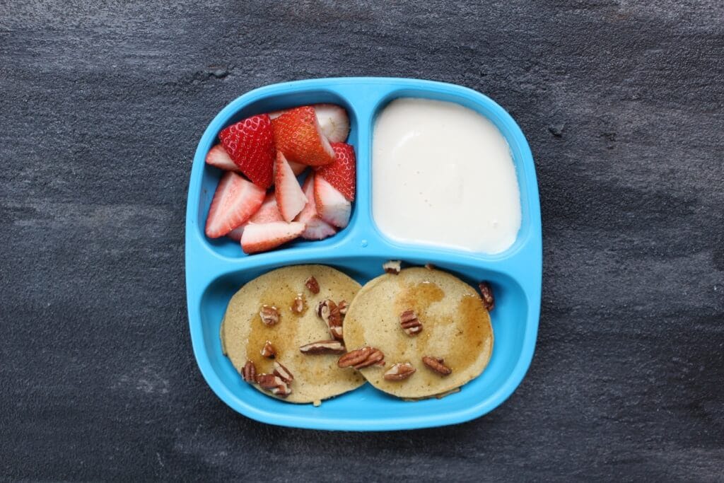 5 Ingredient blender pancakes is a quick and easy recipe that is mixed right in your blender! Perfect for freezing ahead of time and reheating for busy mornings. 