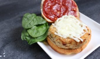 Change-up your weekly burger routine with these ground chicken parmesan burgers. Grill then serve with homemade marinara sauce and mozzarella cheese.