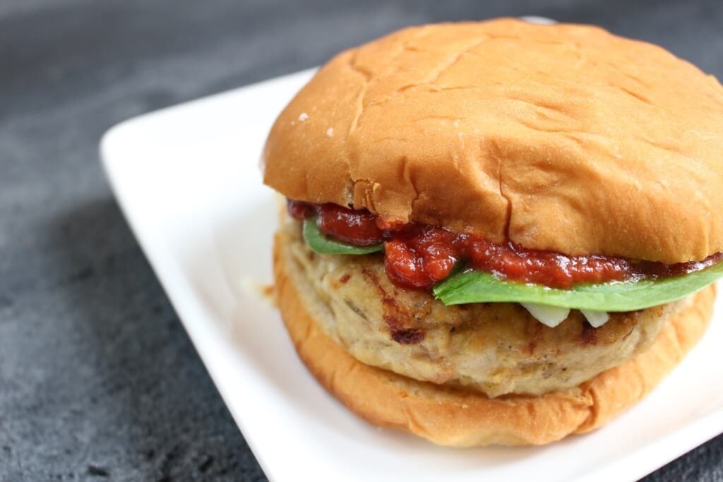 Change-up your weekly burger routine with these ground chicken parmesan burgers. Grill then serve with homemade marinara sauce and mozzarella cheese.