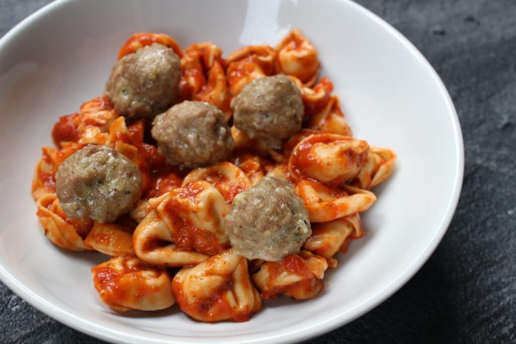 IMG_2983 - Mom to Mom Nutrition Turkey Pesto Meatballs are made with just four ingredients and make the perfect healthy protein for meatball subs or served with marinara and whole grain pasta for a simple weeknight meal.