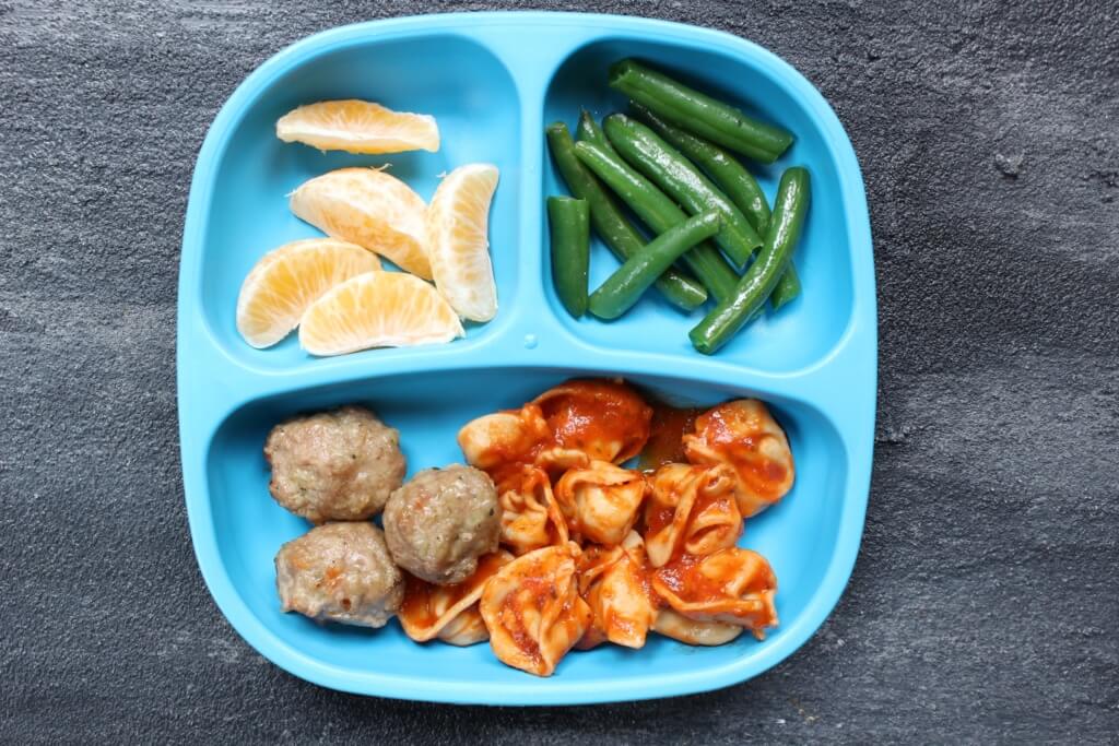 IMG_2985 - Mom to Mom Nutrition Turkey Pesto Meatballs are made with just four ingredients and make the perfect healthy protein for meatball subs or served with marinara and whole grain pasta for a simple weeknight meal.