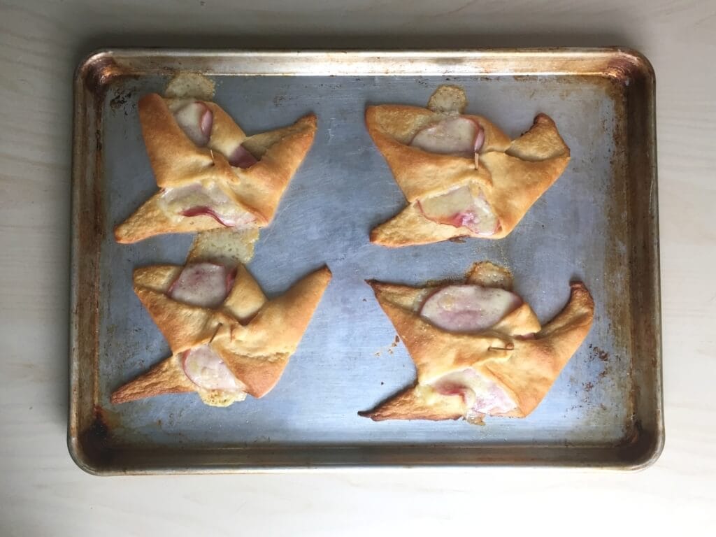 With just 3-ingredients, flaky Ham and Cheese Pinwheels are a no-fuss meal or snack the whole family can help make! 