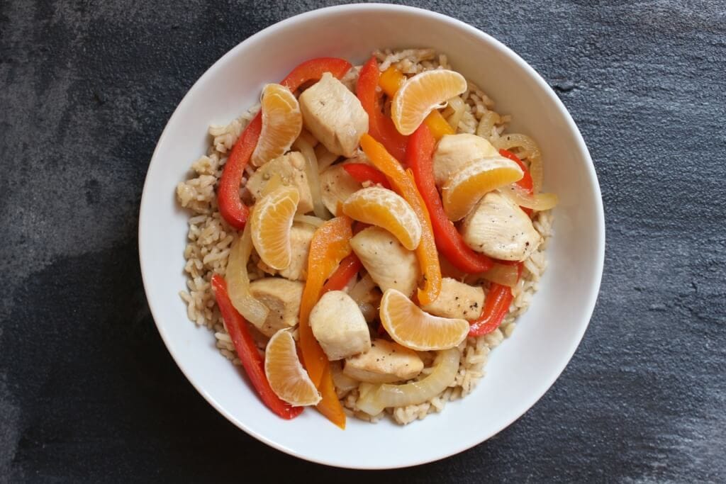 15-minute orange chicken stir-fry satisfies any craving for takeout with a healthy, light and flavorful orange sauce made from pantry staples like orange juice and soy sauce.