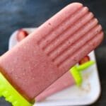 Strawberry oatmeal popsicles taste just like eating strawberry oatmeal, but frozen on a stick for a yummy treat!