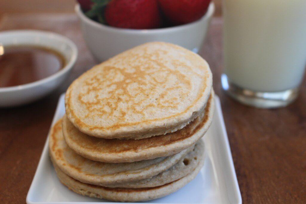 IMG_0337-1024x683 - Mom to Mom Nutrition Finding it hard to eat breakfast before school or work? These recipes offer healthy grab-and-go breakfast ideas meant to make mornings easier!