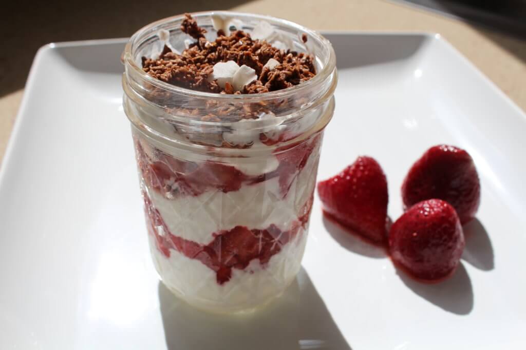 IMG_3088 - Mom to Mom Nutrition Finding it hard to eat breakfast before school or work? These recipes offer healthy grab-and-go breakfast ideas meant to make mornings easier!