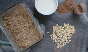 A 5-ingredient recipe for chocolate protein overnight oats makes one healthy, protein-packed recipe for breakfast or snacking!