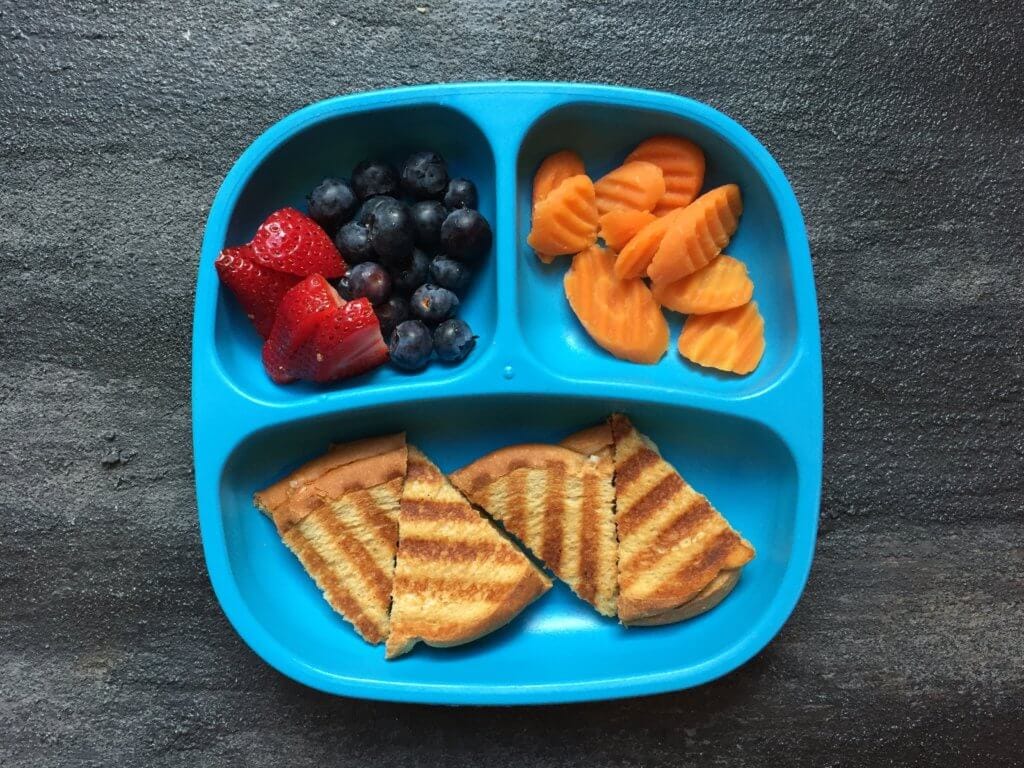 IMG_6758 - Mom to Mom Nutrition The Serbinski Grilled Cheese. Paired with a few healthy sides... tempting, am I right?!