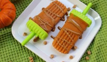 Pumpkin spice popsicles are made with a creamy combination of canned pumpkin, Greek yogurt, and all the flavors and spices of fall!