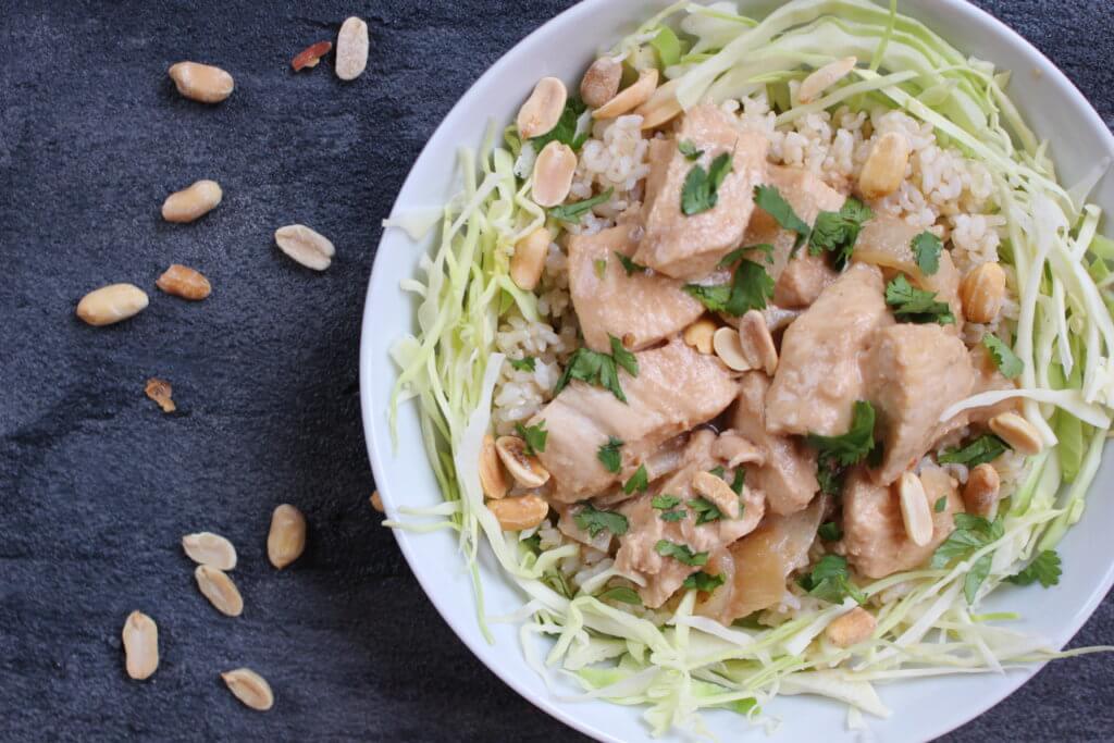 IMG_2396 - Mom to Mom Nutrition Slow cooker peanut chicken is a creamy chicken dish in a simple peanut sauce finished off with fresh lime juice, making mealtime SO easy and delicious!