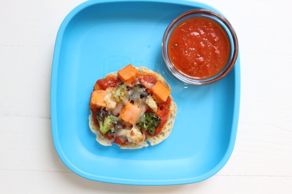 This easy recipe for roasted veggie English muffin pizzas is a great way to get an extra serving of vegetables in your diet, plus an easy idea for weekday lunches!