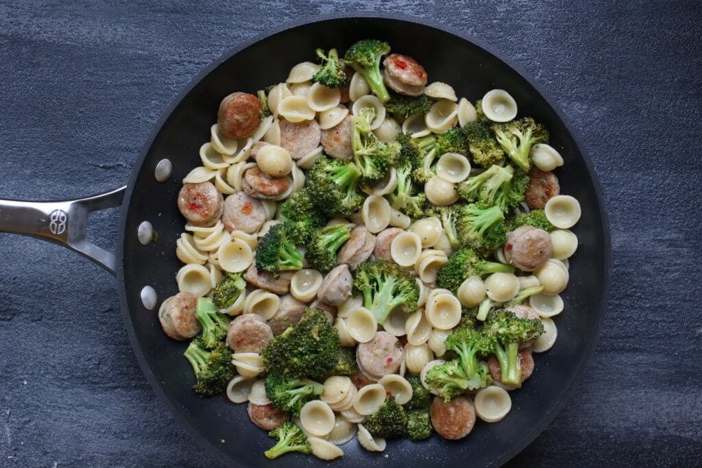 With just 5 ingredients, skillet orecchiette with sausage and broccoli is a simple, healthy weeknight meal ready in under 30 minutes!