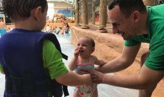 Planning your family's next vacation to an indoor waterpark? Here are some tips that have helped make travel to a waterpark with toddlers that much easier, and enjoyable!