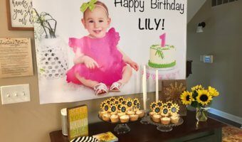 You Are My Sunshine Birthday parties are perfect for your summer baby! Make it simple with a little homemade and store-bought accessories and food!