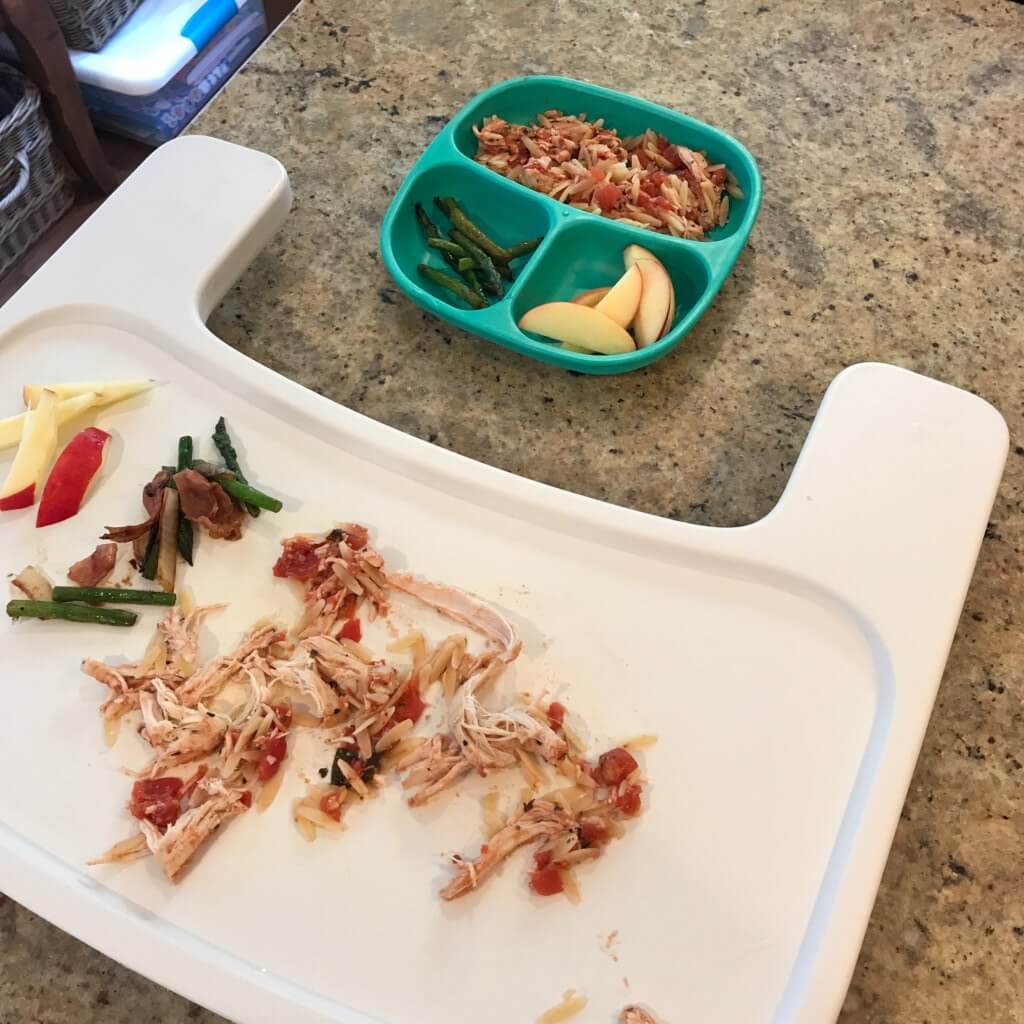 Need an easy, fix-it and forget-it dinner recipe? This slow cooker pizza chicken has all the flavors of pizza without the fuss of making pizza crust!