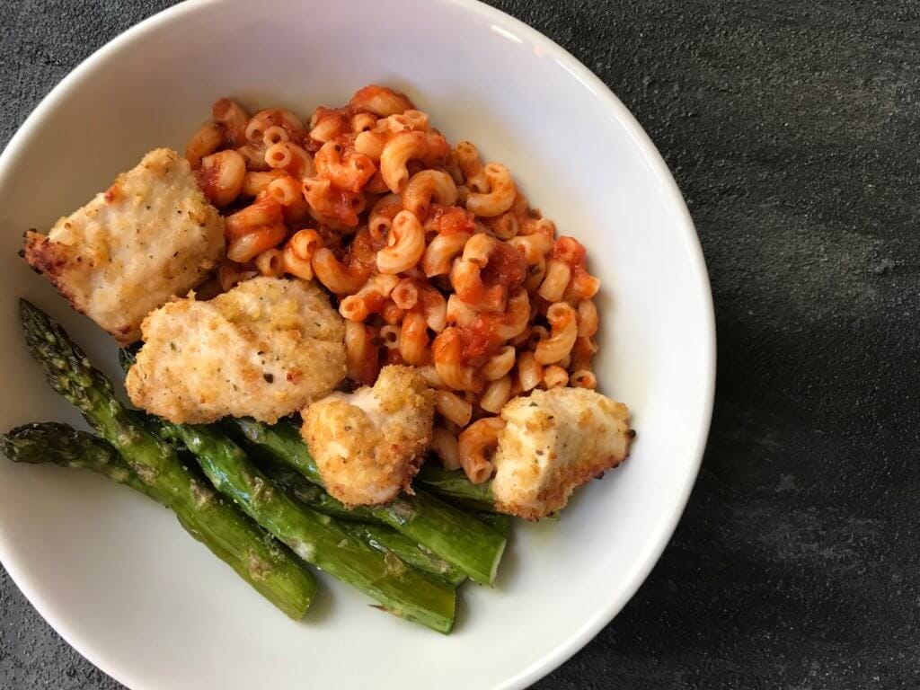 IMG_9818 - Mom to Mom Nutrition All you need is one pan, a few pantry staples, and 25 minutes until you can enjoy this simple sheet pan garlic parmesan chicken dinner.