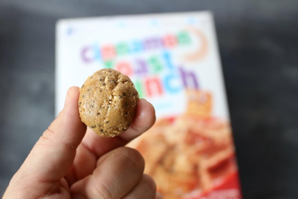 Whole Grain Cinnamon Crunch Bites make the perfect whole grain snack when you’re craving something flavorful AND fiber-filled. A perfect grab-and-go snack or lunchbox treat!