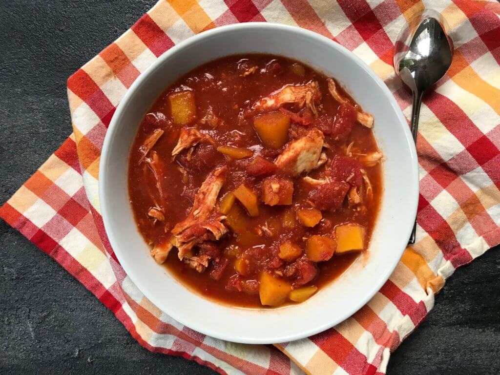 This butternut squash chili recipe is made with chicken breasts, butternut squash, and classic chili seasonings, which come together to make one hearty and delicious weeknight meal!