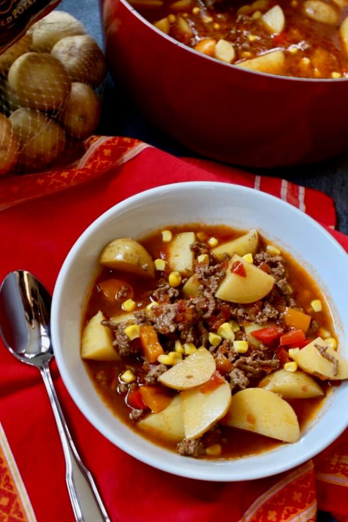 All the flavors of your favorite Mexican-inspired meal [think tacos or nachos] come together in this simple Mexican Beef and Potato Soup!