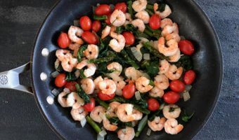 From a flatbread to a bowl with brown rice, this shrimp Florentine skillet makes the perfect, flavorful meatless meal.