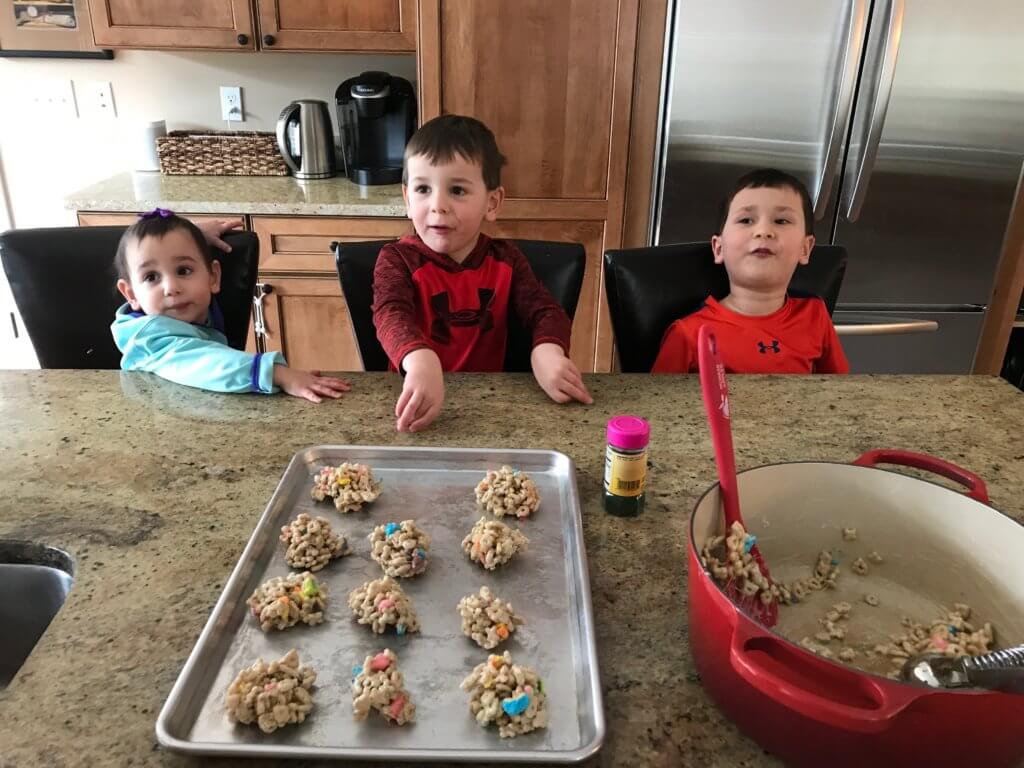 IMG_3771 - Mom to Mom Nutrition Lucky Charms Bites make one tasty St. Patrick's Day treat. Made with just 3 ingredients and crunch and color from Lucky Charms cereal.