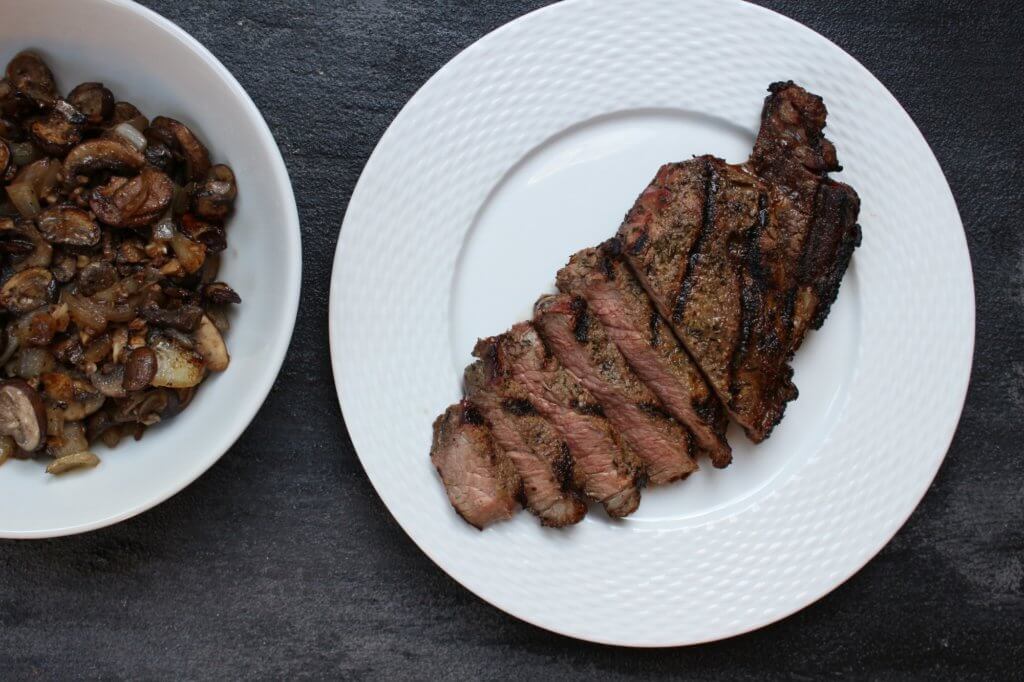 Welcome grilling season with 10 easy grilling recipes that you can have on your table in under 30 minutes. Perfect for those busy weeknights! 