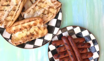 Whether you are a grilling novice or grill-master, consider these 4 grilling tips & tricks before lighting the grill for your next meal! 