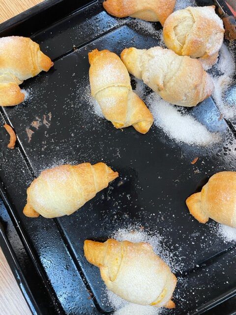 Pumpkin Pie Crescent Rolls are a the perfect holiday dessert or snack. Made with just four ingredients and ready in under twenty minutes. 