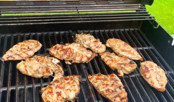 Discover the secrets to grilling delicious, mess-free BBQ chicken. Our step-by-step guide ensures juicy, flavorful results every time. Perfect for summer cookouts!